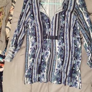 Fun cute top with design